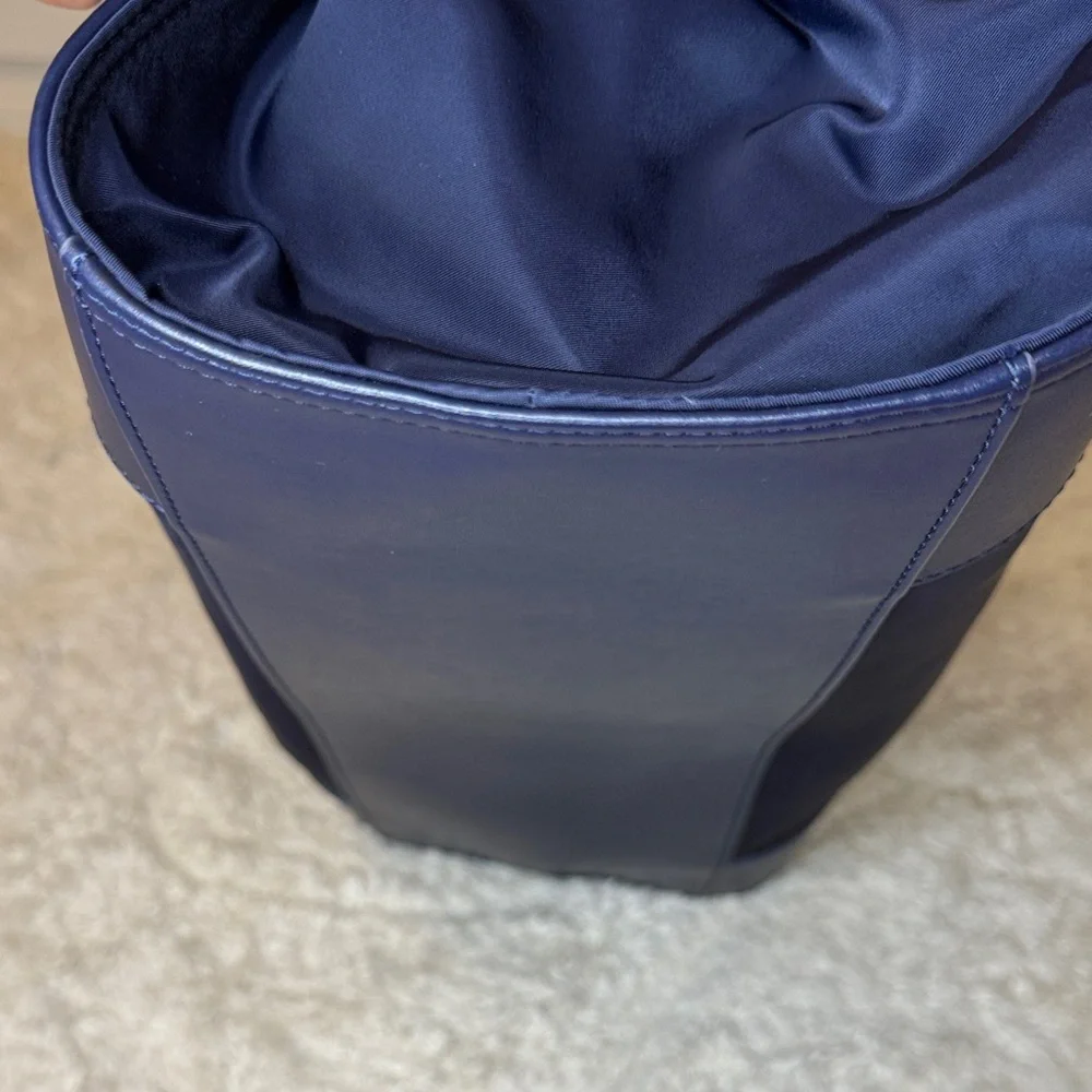 NWOT Tory Burch Midnight Blue Ella Nylon Tote - Picture 7 of 13